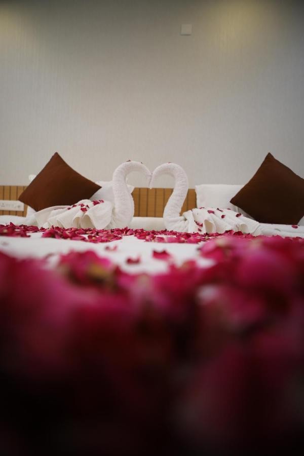 Seeheim Resorts Athirappilly Exterior photo
