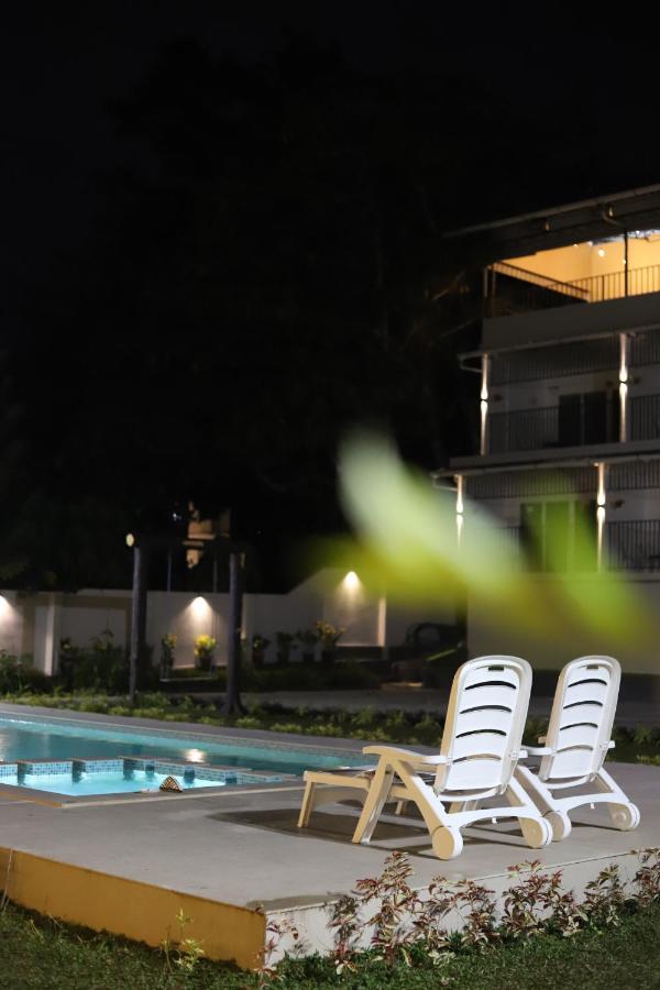 Seeheim Resorts Athirappilly Exterior photo