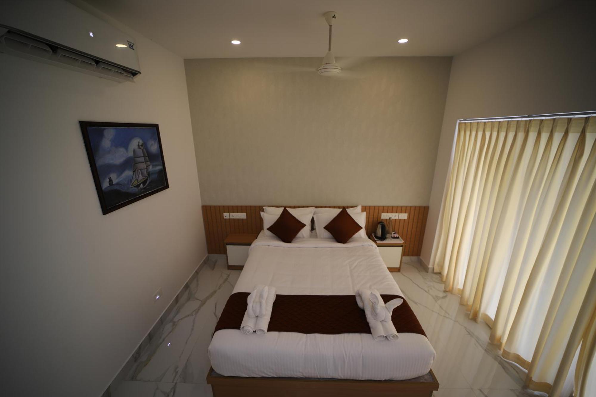 Seeheim Resorts Athirappilly Exterior photo